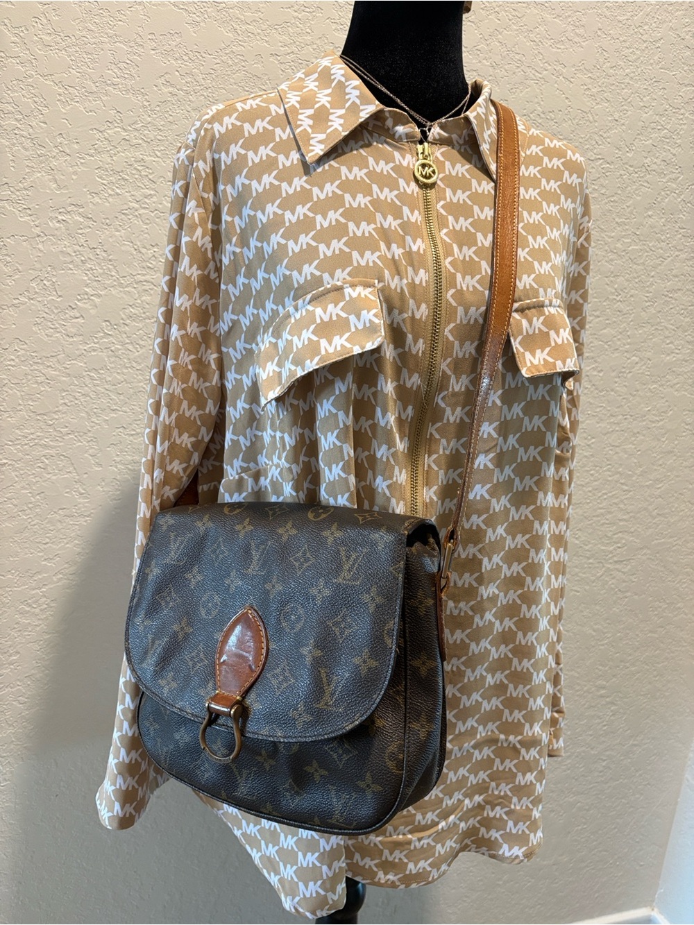 Louis Vuitton VI883 GM Saint Cloud Brown Monogram Crossbody Bag